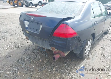 2006 Honda Accord 2.4 Ex из США, поврежденный, VIN 1HGCM56716A069013